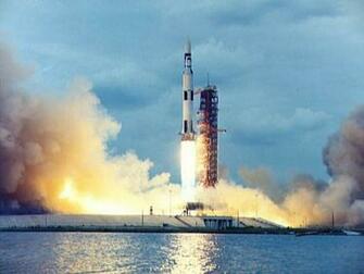 Wallpaper Rocket Launch