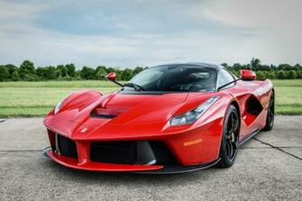 Wallpaper Ferrari Laferrari Red Front