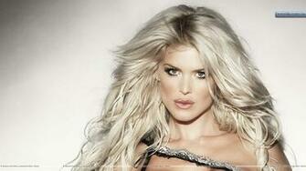 Victoria Silvstedt Brown Lips Face Closeups Wallpaper