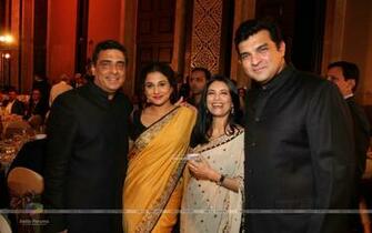 Wallpaper Swades Foundation Fundraiser Size