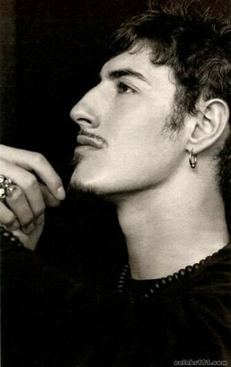 Eric Balfour Photos High Quality Image Size