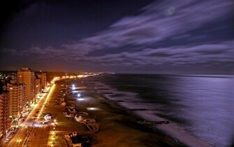HD Beach At Night Wallpaper