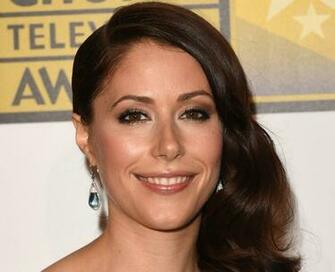 Amanda Crew Teeth Wallpaper Image Photos Pictures