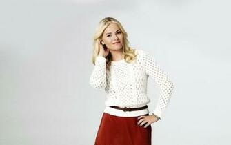 Elisha Cuthbert HD Wallpaper