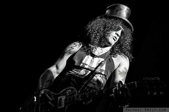 Slash Guitar Wallpaper