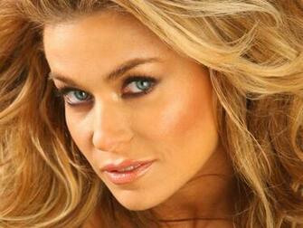 Desktop Carmen Electra Wallpaper HD Jpg