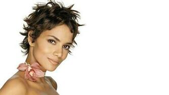 Halle Berry Widescreen Wallpaper
