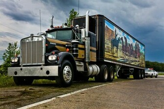 Wheel Beauties Truck Replica Snowman S Rig From Smokey The