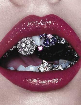 Sunday Bling Spiration Grillz Fashion Style