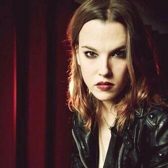 Lzzy Hale Halestorm Photo
