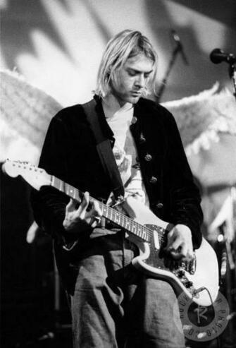 Kurt Cobain Wallpaper Px D5s7zjm Wallpaperexpert