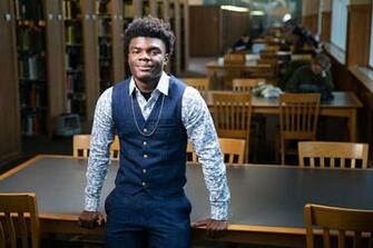 Davion Vaillant Awarded Scholarship As Uno S First Maverick In