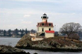 The Cape Cod Store S Lighthouse Encyclopedia Pomham Rocks Ri