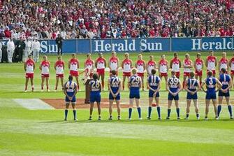 Western Bulldogs Beat Sydney Swans Claiming First Afl