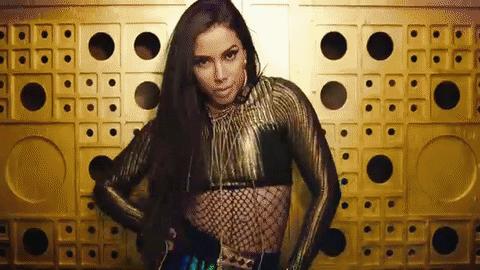 Anitta Lan A Vers O Em Espanhol Da M Sica Sim Ou N E