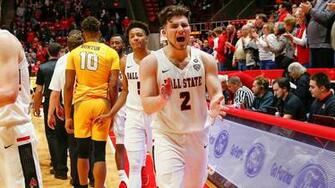 Lightning Strikes Twice As Persons Ball Lifts Men S Hoops Over