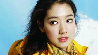 Park Shin Hye Wallpaper
