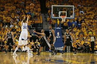 Stephen Curry Shooting Wallpaper For