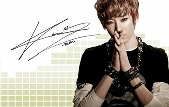 Kiss Wallpaper U Photo