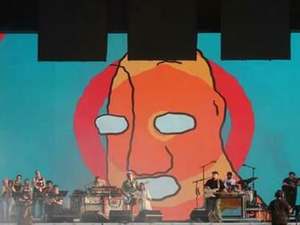 The Man At Lollapalooza Creative Arts HD Wallpaper