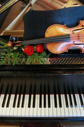 Violin Piano Wallpaper And By Nateeboy68