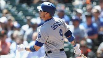 Dodgers Yasmani Grandal Has Been On A Tear This Month But Don T