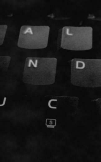 Black Keyboard Htc 8x Wallpaper