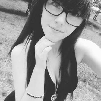 Sssniperwolf Wallpaper Photo Jpg