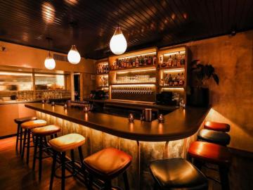 Virtual Cheers Lets Customs Nyc Restaurant Photos For