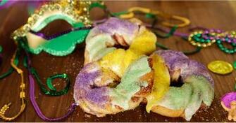 Cinnamon Roll King Cake Recipe Food Video Popsugar