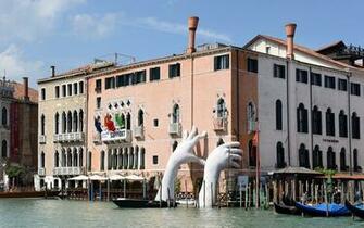New Lorenzo Quinn Sculpture In Venice Highlights The Threat Of