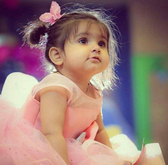 Cute Baby Girl Wallpaper