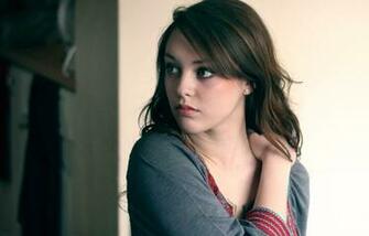 Imogen Dyer Wallpaper Background