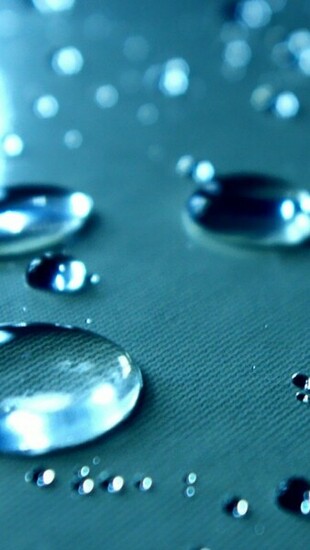 Apple iPhone Drope Water Wallpaper HD