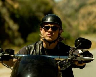Pc Et Tablettes Smartphones Fonds D Cran Charlie Hunnam