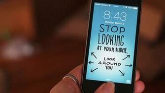 Could These Simple Phone Background Be What Finally Breaks Your