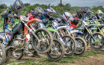 Dirt Bike Racing