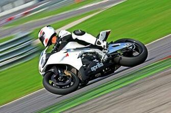 Top Motorcycle Wallpaper Aprilia Rsv4 R Pictures