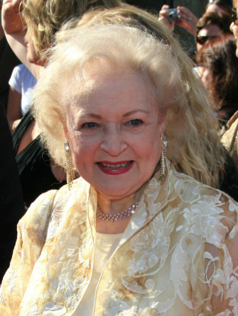 Betty White Background Wallpaper