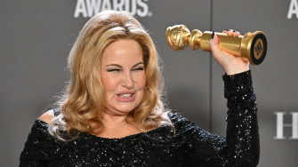 Golden Globes Jennifer Coolidge S Best Moments On Stage Them