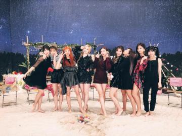 Twice Dtna Jpg Jyp Ent Wallpaper