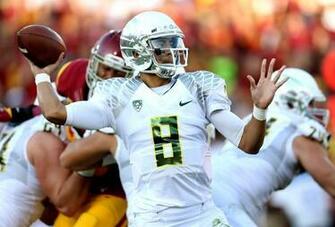 Oregon Football Wallpaper Marcus Mariota Qb