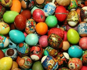 Easter Desktop Wallpaper Which Is Under The