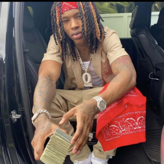 King Von In Performance Wallpaper