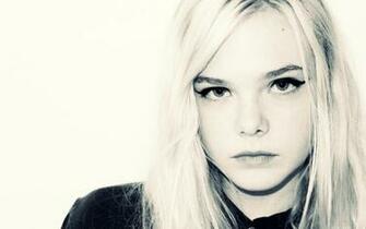 Elle Fanning Wallpaper