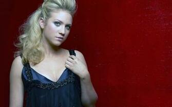 Brittany Snow Wallpaper HD Full Pictures