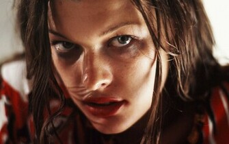 Resident Evil Heroine Milla Jovovich Id Buzzerg