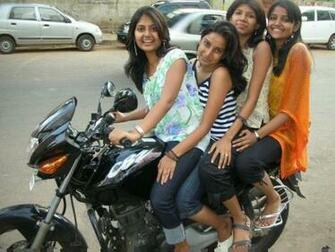 Funny Wallpaper Of Girls All