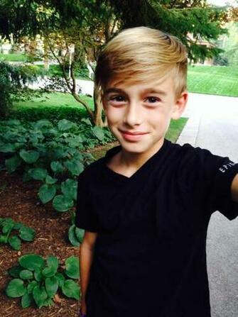 Johnny Orlando Photos Pictures Stills Image Wallpaper Gallery