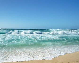 Beach Hawaii S Aquamarine Sea And Blue Sky No Wallpaper